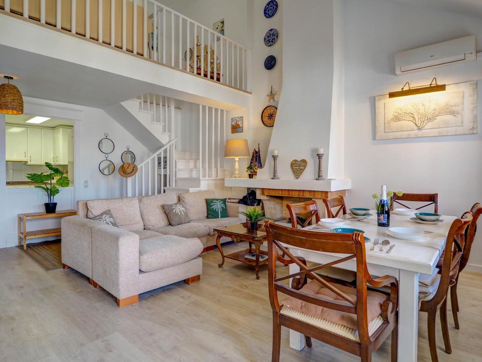 Clarimar Duplex By Hello Homes