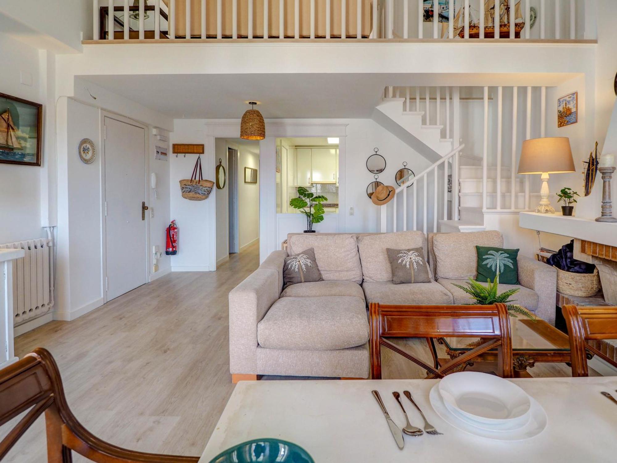 Apartment Clarimar Duplex By Hello Homes