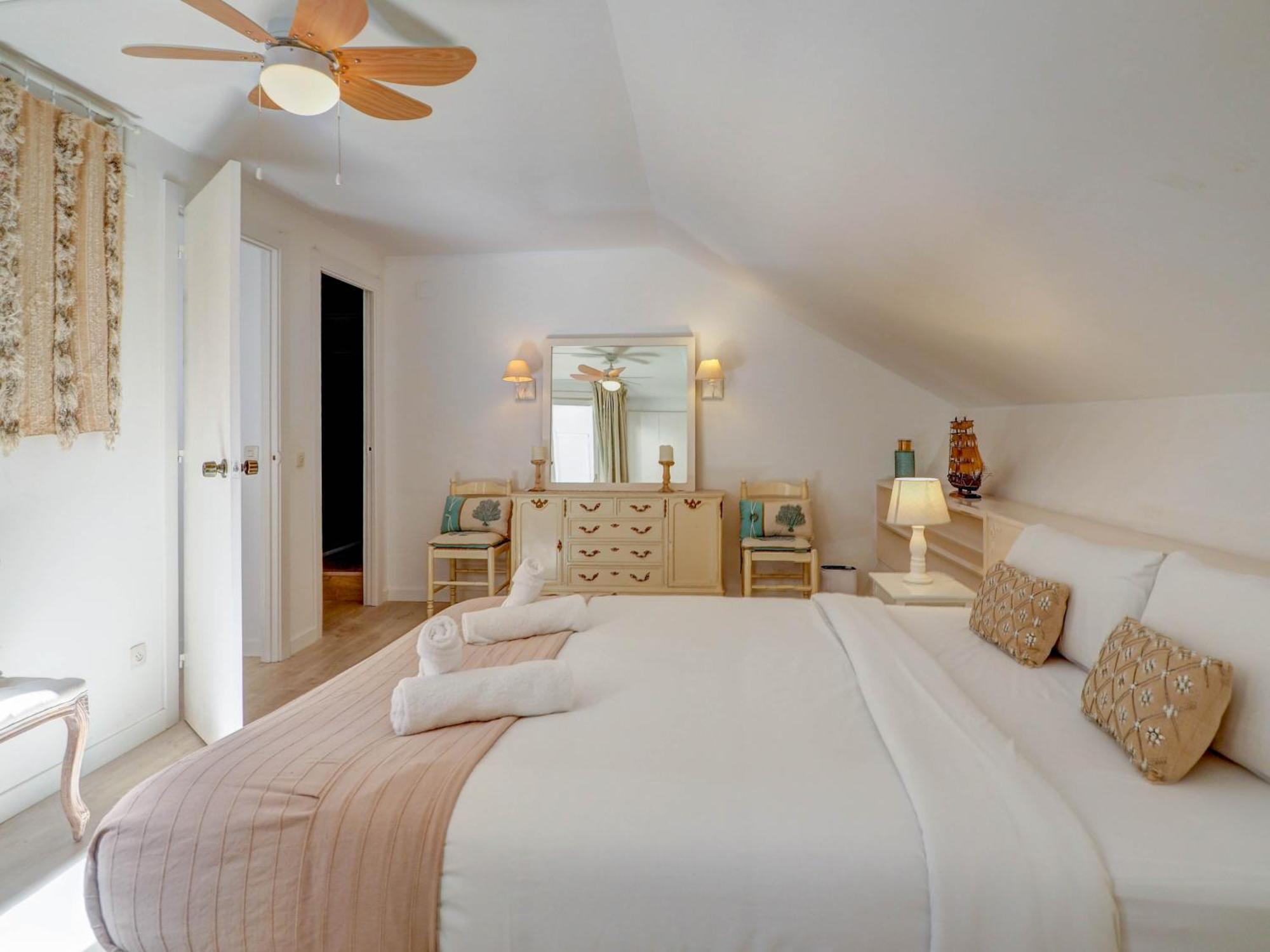 Apartment Clarimar Duplex By Hello Homes Sitges